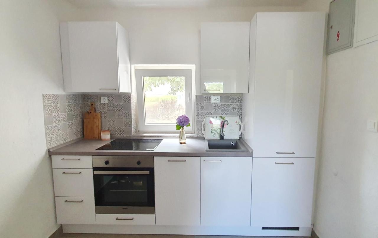 Apartmani Maja Kanica Рогозница Экстерьер фото