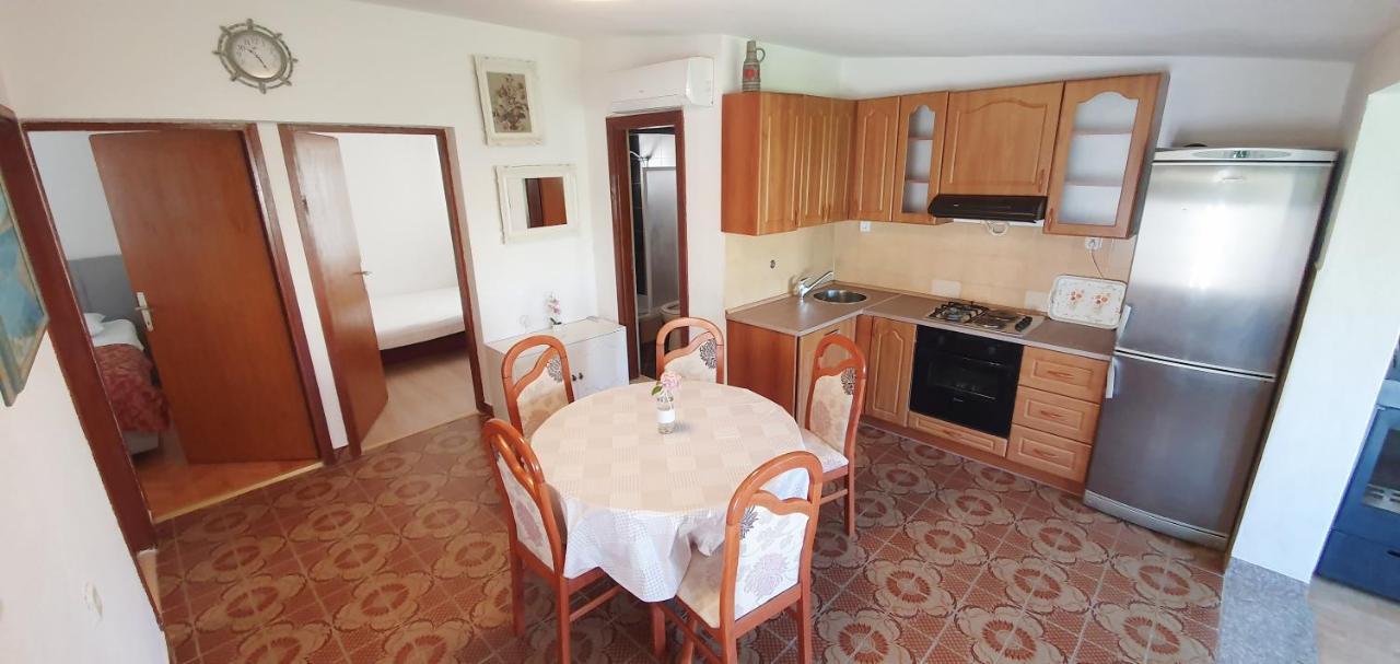 Apartmani Maja Kanica Рогозница Экстерьер фото